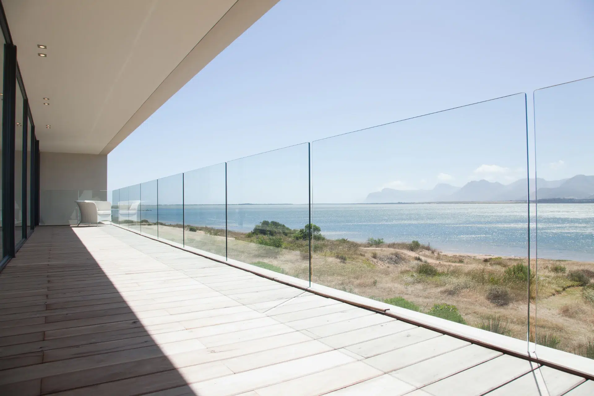 VLX 120 Glass Railing System in Fort Worth, TX | Juniper Windows Fort Worth - detail 1